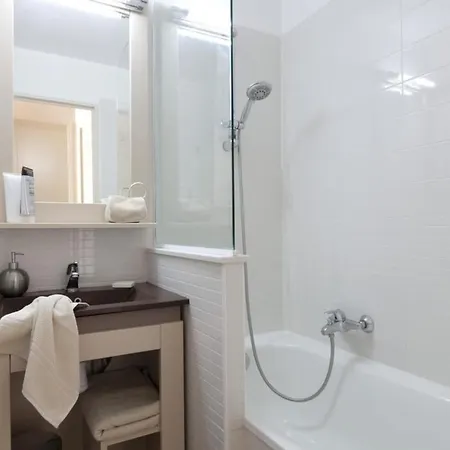 Flat With Sea View With Swimming Pool