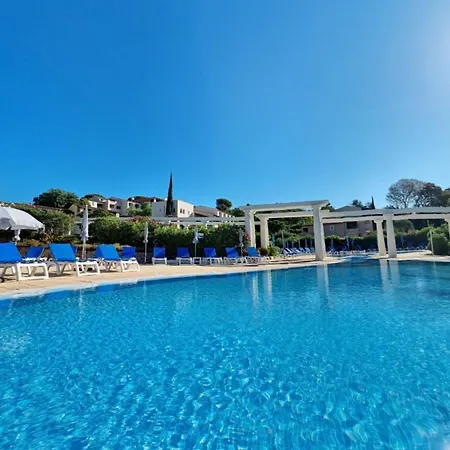 Flat With Sea View With Swimming Pool Apartment Grimaud